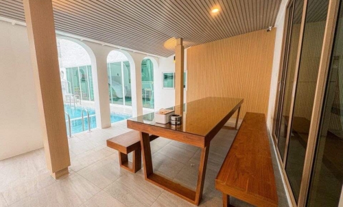 ปล่อยเช่ารายปี Pool Villa ชั้นเดียว 4 ห้องนอน 5 ห้องน้ำ จอมเทียน