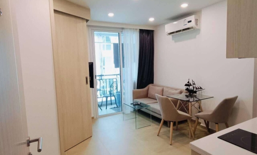 ปล่อยเช่ารายปี Olympus โอลิมปุส ซอยกอไผ่ พัทยาใต้ 1 ห้องนอน ชั้น 7 วิวสระ