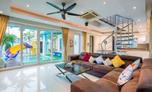 ให้เช่า Pool Villa 2 ชั้น 5 ห้องนอน 5 ห้องน้ำ จอมเทียน