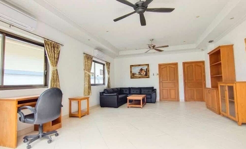 ให้เช่าพูลวิลล่า 3 ห้องนอน จอมเทียน