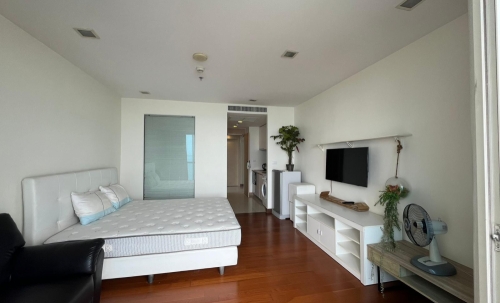 ปล่อยเช่า The Palm เดอะ ปาล์ม วงศ์อมาตย์ สตูดิโอ ชั้น 16 วิวทะเล ติดเจ้าของ