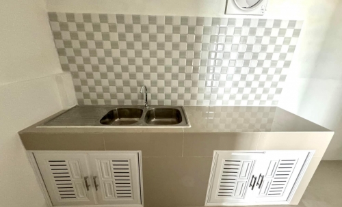 ขายทาวน์โฮม 2 ชั้น 3 ห้องนอน 2 ห้องน้ำ ซ.สยามคันทรีคลับ ใกล้ตลาดไร่วนาสินธ์ ติดเจ้าของ