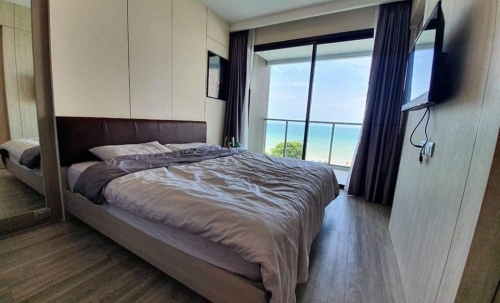 ขายพร้อมผู้เช่า Aeras ติดหาดจอมเทียน 1 ห้องนอน ชั้น 7 วิวทะเล