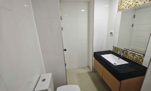 ขาย Paradise Park Jomtien พาราไดซ์ ปาร์ค จอมเทียน 1 ห้องนอน วิวสระ