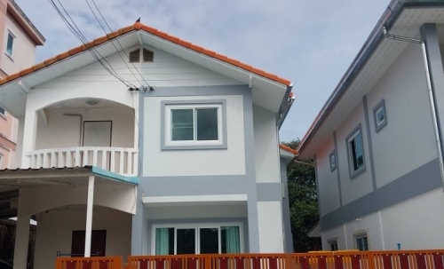 ขาย บ้านแฝด 2 ชั้น 3 ห้องนอน 2 ห้องน้ำ เนินพลับหวาน (2)