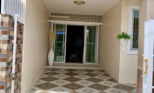 ขาย ทาวน์เฮ้าส์ 2 ห้องนอน 2 ห้องน้ำ เขาน้อย (2)