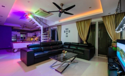 ให้เช่า Pool Villa 2 ชั้น 5 ห้องนอน 5 ห้องน้ำ จอมเทียน