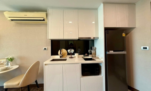 ขาย The Peak Tower Pratamnak เดอะ พีค ทาวน์เวอร์ พระตำหนัก Studio วิวเมือง (2)