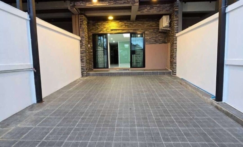 ขายทาวน์โฮม 3 ชั้น 4 ห้องนอน 5 ห้องน้ำ เขาตาโล (3)