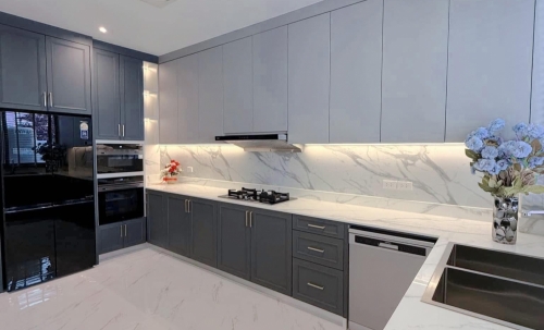 ให้เช่า Pool Villa 2 ชั้น 4 ห้องนอน 5 ห้องน้ำ ใกล้หาดจอมเทียน