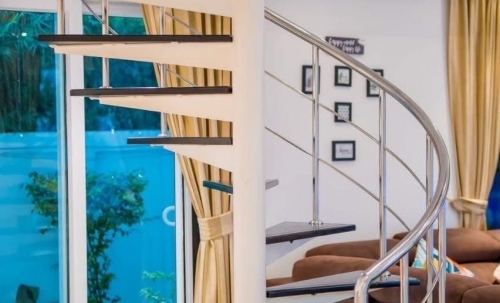 ให้เช่า Pool Villa 2 ชั้น 5 ห้องนอน 5 ห้องน้ำ จอมเทียน