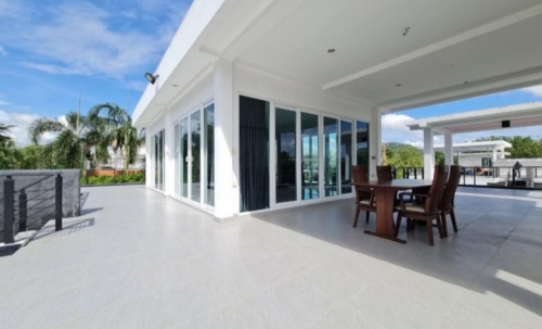 For rent Pool Villa 4 bedrooms 5 bathrooms Bang Saray