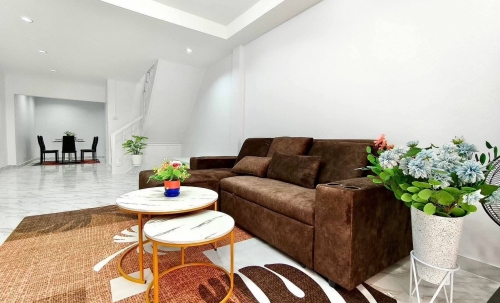 ขาย Town House 2 ชั้น 2 ห้องนอน 2 ห้องน้ำ พัทยาเหนือ (2)