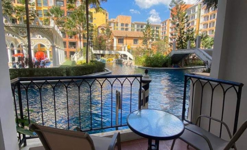 ปล่อยเช่าขั้นต่ำ 6 เดือน Venetian Signature Jomtian เวเนเชี่ยน ซิกเนเจอร์ จอมเทียน 1 ห้องนอน ชั้น 1 วิวสระ