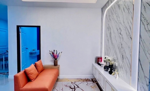 ขาย ทาวน์เฮ้าส์ 2 ห้องนอน 1 ห้องน้ำ เขาน้อย