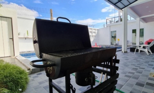 For rent Pool Villa 4 bedrooms 5 bathrooms Bang Saray