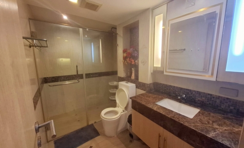 ให้เช่า The Cliff Pratumnak เดอะ คลิฟ พระตำหนัก 1 ห้องนอน วิวสระ