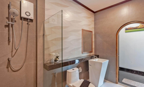 ให้เช่าพูลวิลล่า 5 ห้องนอน 6 ห้องน้ำ พัทยา