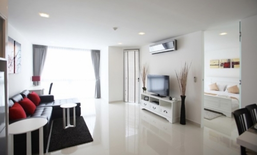 ขาย Club Royal Wongamat คลับ รอยัล วงศ์อมาตย์ 1 ห้องนอน วิวสระ (2)