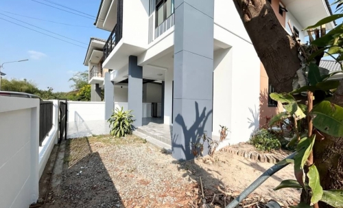 ขายบ้านแฝด 2 ชั้น 3 ห้องนอน 3 ห้องน้ำ บึงวรกิจ (1)