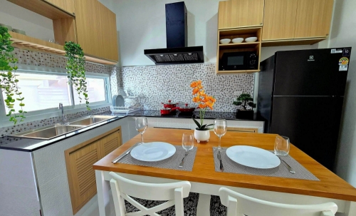 ให้เช่าพูลวิลล่า 3 ห้องนอน มาบประชัน