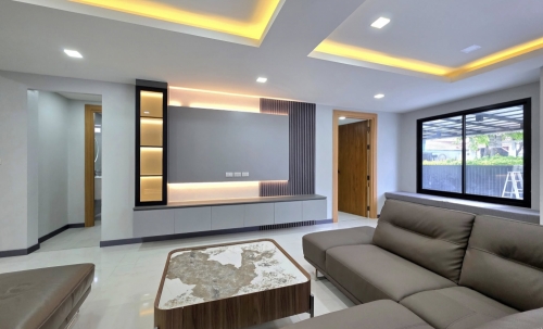 ขาย Pool Villa 2 ชั้น 4 ห้องนอน 5 ห้องน้ำ พัทยากลาง (1)