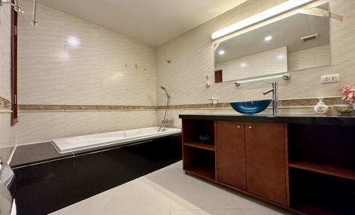 ขาย City Garden Pattaya ซิตี้ การ์เด้น พัทยา 2 ห้องนอน วิวสระ (3)