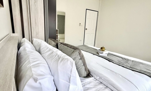 ขายทาวน์เฮ้าส์ 2 ชั้น 2 ห้องนอน 2 ห้องน้ำ ถนนสุขุมวิท (2)