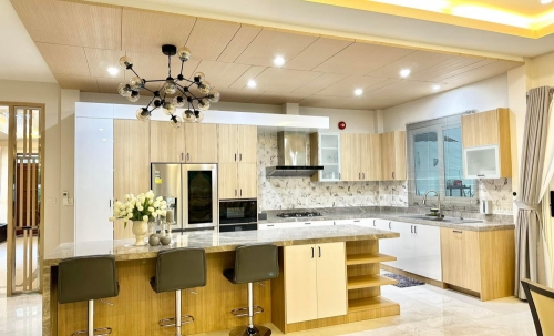 ขายบ้านเดี่ยวสไตล์โมเดิร์น 2 หลังในรั้วเดียวกัน 6 ห้องนอน 7 ห้องน้ำ ห้วยใหญ่ ติดเจ้าของ (3)