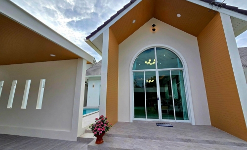 ให้เช่าพูลวิลล่า 3 ห้องนอน มาบประชัน