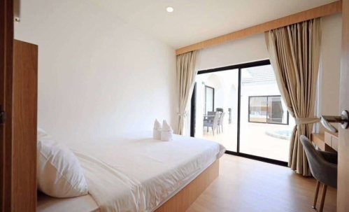 ขายพร้อมผู้เช่า Pool Villa 4 ห้องนอน ห้วยใหญ่ (3)