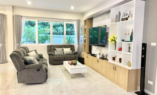 ขายบ้านเดี่ยวสไตล์โมเดิร์น 2 หลังในรั้วเดียวกัน 6 ห้องนอน 7 ห้องน้ำ ห้วยใหญ่ ติดเจ้าของ (3)