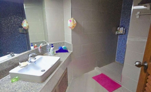 ให้เช่า Goldensand Beachside Condominium 3 ห้องนอน จอมเทียน