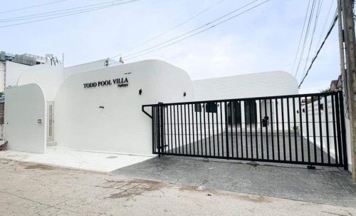 ปล่อยเช่ารายปี Pool Villa ชั้นเดียว 4 ห้องนอน 5 ห้องน้ำ จอมเทียน