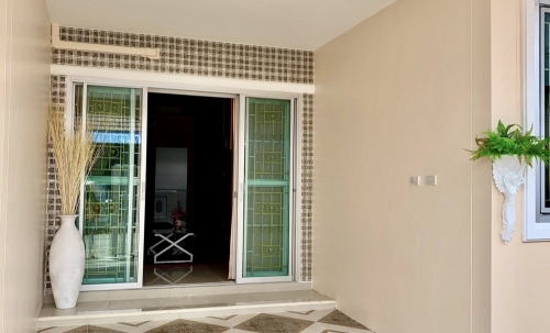 ขาย ทาวน์เฮ้าส์ 2 ห้องนอน 2 ห้องน้ำ เขาน้อย (2)