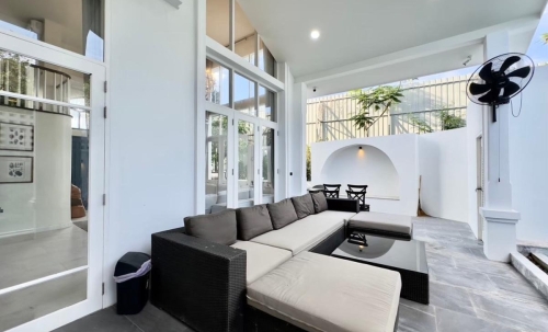 ขาย บ้านพูลวิลล่า ติดทะเล 50 เมตร หาดบ้านอำเภอ (2)