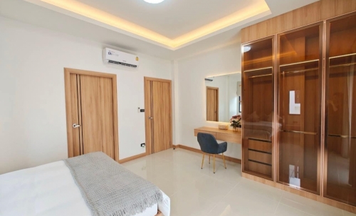 ขายบ้าน Pool Villa 4 ห้องนอน 3 ห้องน้ำ สยามคันทรีคลับ