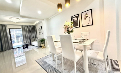 ขายทาวน์เฮ้าส์ 2 ชั้น 2 ห้องนอน 2 ห้องน้ำ ถนนสุขุมวิท (2)