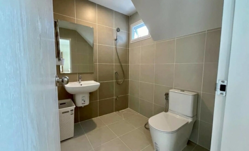 ให้เช่าบ้านเดี่ยว 2 ชั้น 3 ห้องนอน 3 ห้องน้ำ พัทยา