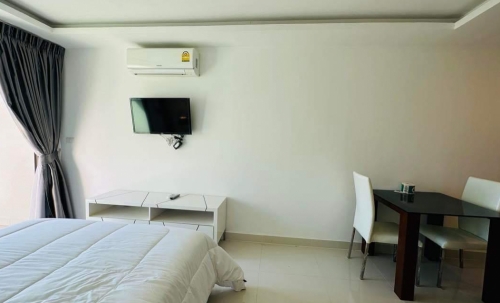 ปล่อยเช่า Laguna Beach 3 จอมเทียน สตูดิโอ ชั้น 4 วิวสระ ติดเจ้าของ