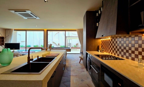 ขายบ้าน Pool Villa 2 ชั้น 5 ห้องนอน 6 ห้องน้ำ พัทยาใต้ ฝั่งทะเล (2)