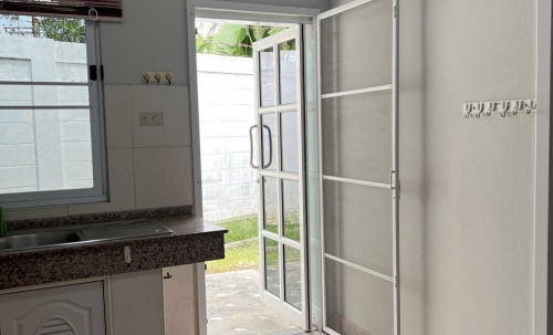 ให้เช่า บ้านเดี่ยว 2 ห้องนอน 3 ห้องน้ำ เทพประสิทธิ์ ซอย5/5