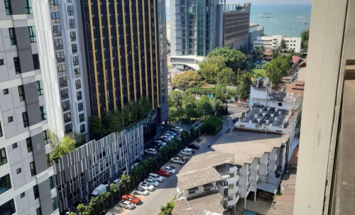 ขายพร้อมผู้เช่า The Base พัทยากลาง 1 ห้องนอน ชั้น 16 วิวทะเล (2)