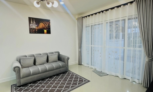 ขาย Town Home 2 ชั้น 3 ห้องนอน 3 ห้องน้ำ เนินพลับหวาน (2)