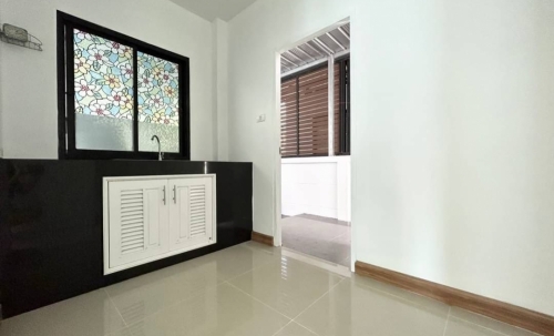 ขายบ้านแฝด 2 ชั้น 3 ห้องนอน 3 ห้องน้ำ บึงวรกิจ (1)