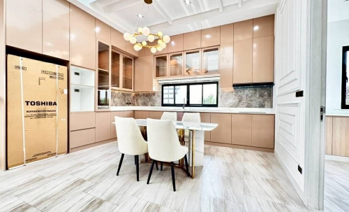 ให้เช่าพูลวิลล่า 3 ห้องนอน 4 ห้องน้ำ ห้วยใหญ่