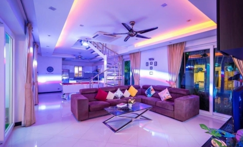 ให้เช่า Pool Villa 2 ชั้น 5 ห้องนอน 5 ห้องน้ำ จอมเทียน