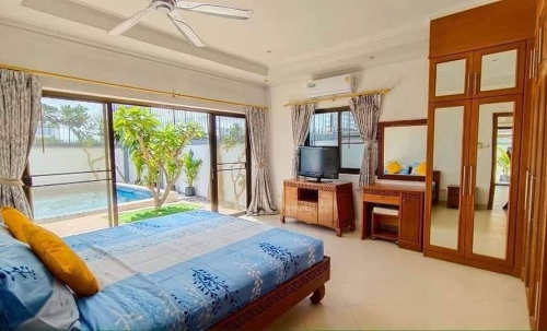 ปล่อยเช่าบ้าน Pool Villa จอมเทียน 4 ห้องนอน 4 ห้องน้ำ ทำธุรกิจได้