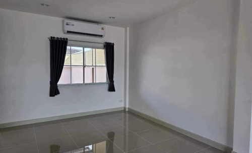 ปล่อยเช่ารายปี ทาวน์โฮม 2 ชั้น ซอยสยามคันทรี 3 ห้องนอน 3 ห้องน้ำ