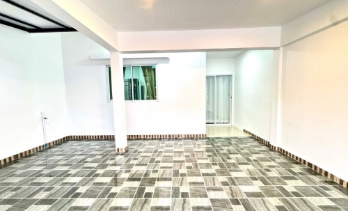 ขาย ทาวน์เฮ้าส์ 2 ห้องนอน 1 ห้องน้ำ เขาน้อย